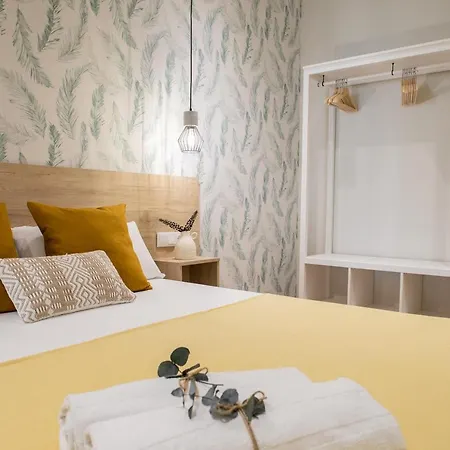 Florit Flats - Port & Beach Apartments Apartament